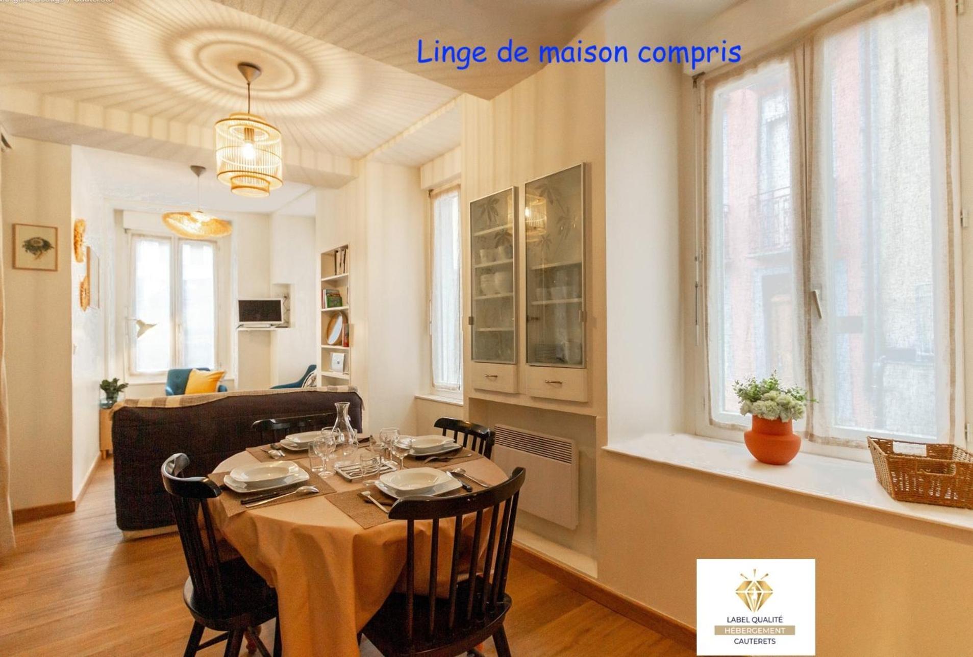 Appartement Cosy Au Coeur De La Ville, Au Calme Avec Wifi Et Linge De Maison Inclus Cauterets Exterior photo